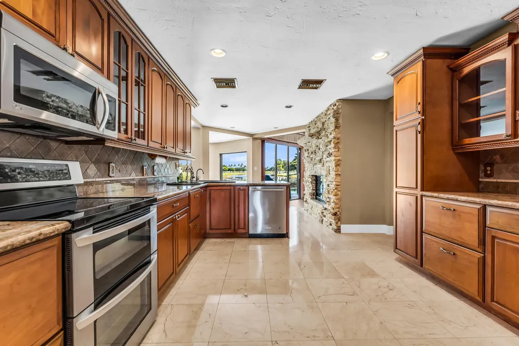 12731 NW 1st Street Plantation FL 33325