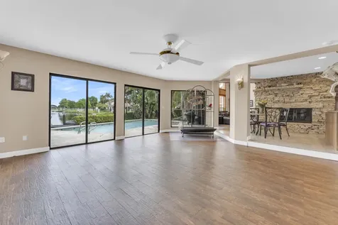 12731 NW 1st Street Plantation FL 33325