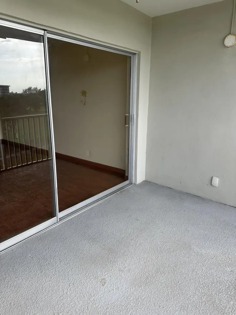 2900 Palm Aire Drive Pompano Beach FL 33069