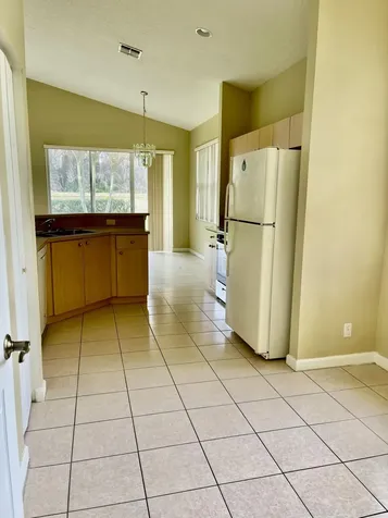 185 NW Willow Grove Avenue Port St Lucie FL 34986