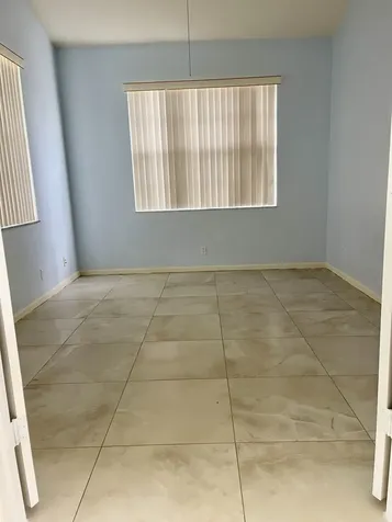 185 NW Willow Grove Avenue Port St Lucie FL 34986