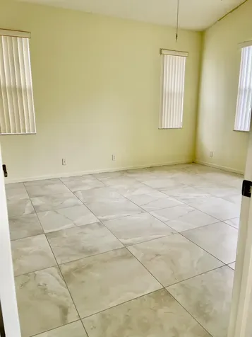 185 NW Willow Grove Avenue Port St Lucie FL 34986