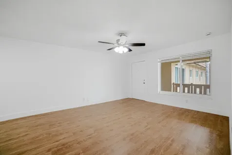 2800 NW 39th Way Lauderdale Lakes FL 33311
