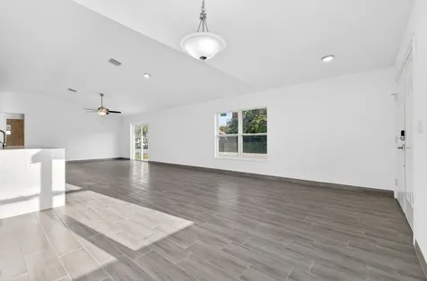 8316 103rd Avenue Vero Beach FL 32967