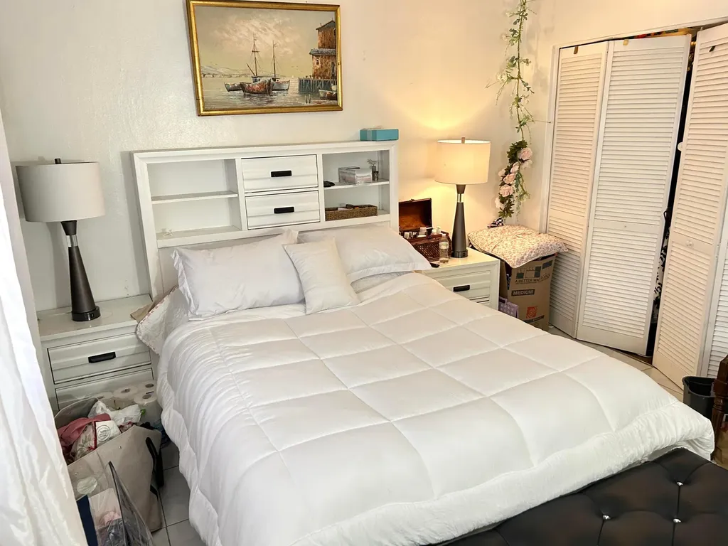 515 S Crescent Drive Hollywood FL 33021