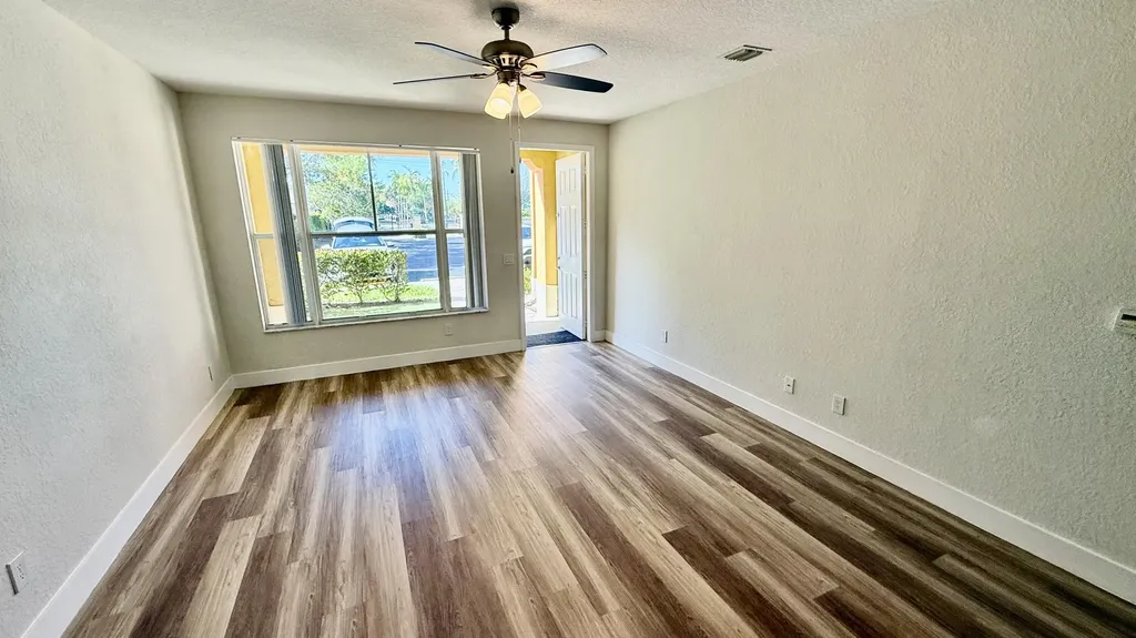 3545 Forest Hill Boulevard Palm Springs FL 33406