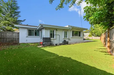 2898 SE 1st Place Boynton Beach FL 33435