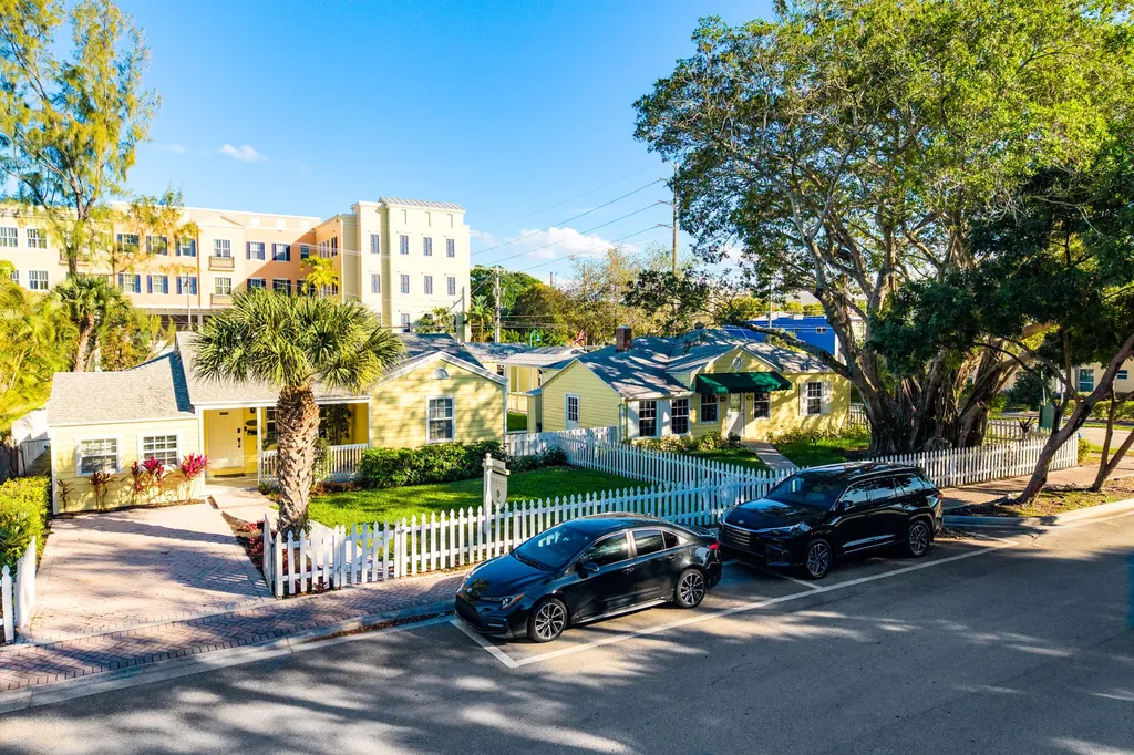 201 NE 1st Avenue Delray Beach FL 33444