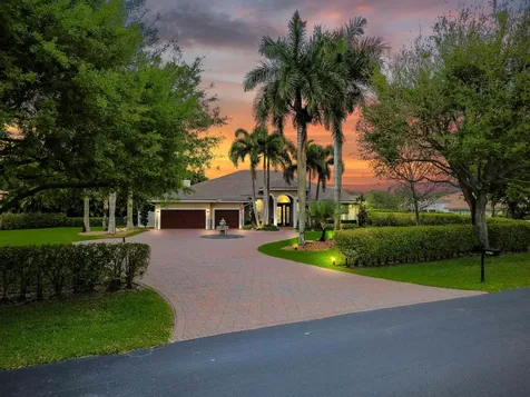 10305 Avenida Del Rio Delray Beach FL 33446