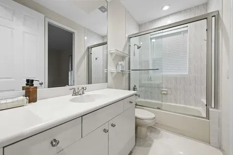 10305 Avenida Del Rio Delray Beach FL 33446