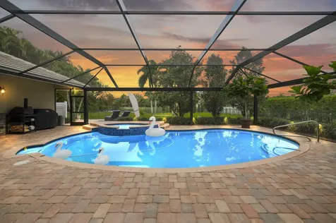 10305 Avenida Del Rio Delray Beach FL 33446