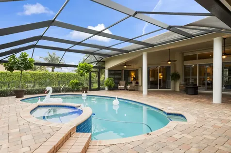 10305 Avenida Del Rio Delray Beach FL 33446
