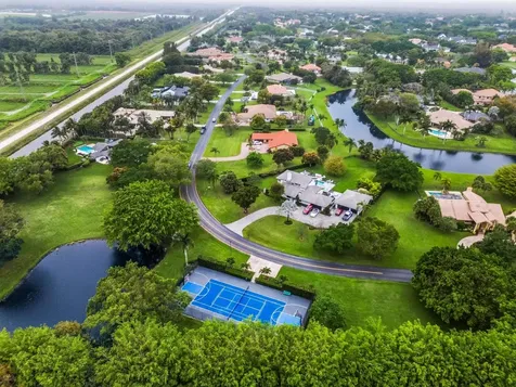 10305 Avenida Del Rio Delray Beach FL 33446