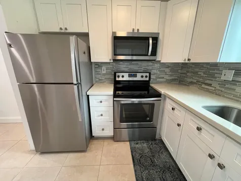 2100 NE 38th Street Lighthouse Point FL 33064