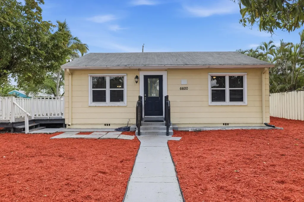 6600 Garden Avenue West Palm Beach FL 33405
