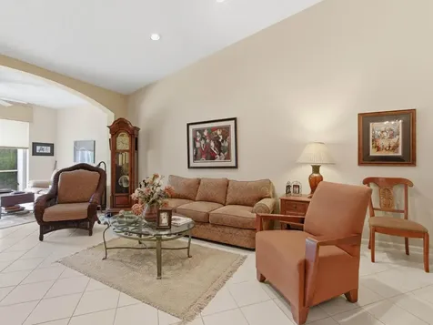 9624 Crescent View Drive N Boynton Beach FL 33437