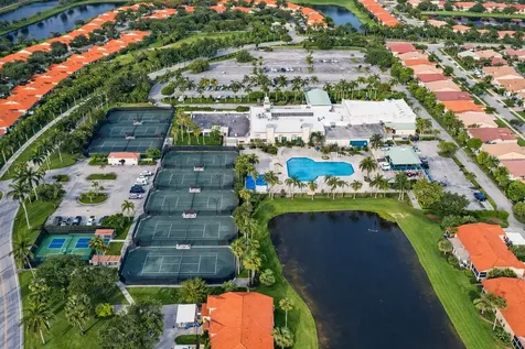 9624 Crescent View Drive N Boynton Beach FL 33437