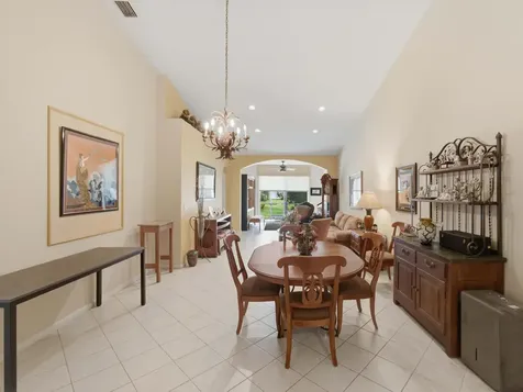 9624 Crescent View Drive N Boynton Beach FL 33437