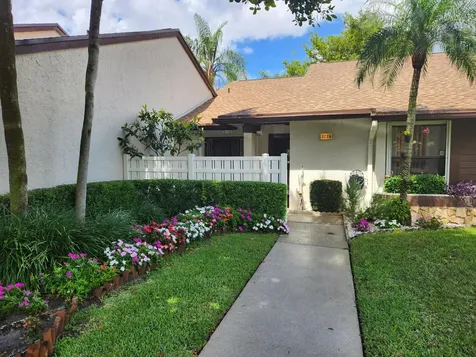 3226 S Carambola Circle S Coconut Creek FL 33066