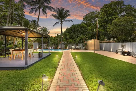 720 NE 7th Street Pompano Beach FL 33060