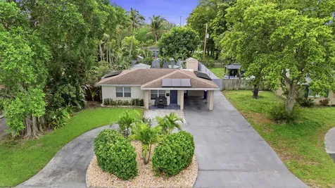 720 NE 7th Street Pompano Beach FL 33060