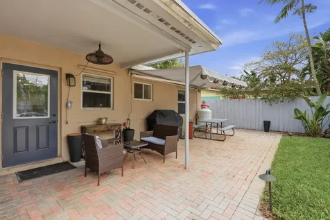 720 NE 7th Street Pompano Beach FL 33060