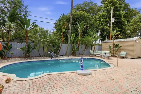 720 NE 7th Street Pompano Beach FL 33060