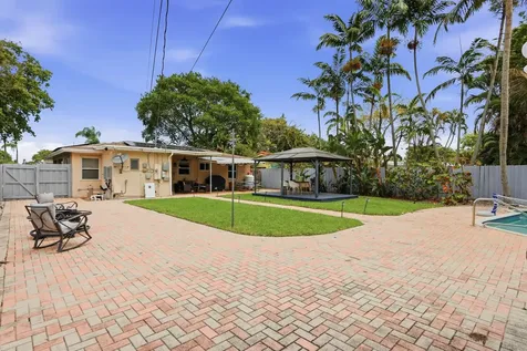 720 NE 7th Street Pompano Beach FL 33060