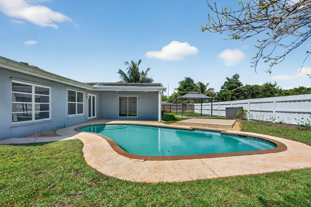 1545 SW 13th Street Boca Raton FL 33486