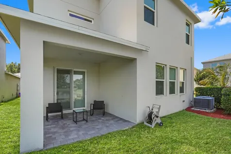 1826 Lake Cove Drive Lake Worth FL 33460