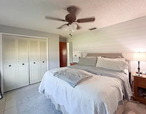 4709 Sunset Boulevard Fort Pierce FL 34982