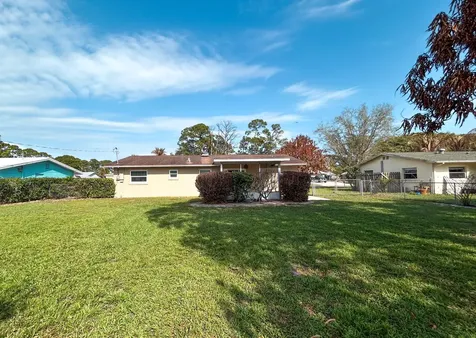 4709 Sunset Boulevard Fort Pierce FL 34982