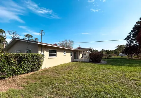 4709 Sunset Boulevard Fort Pierce FL 34982