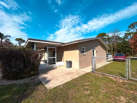 4709 Sunset Boulevard Fort Pierce FL 34982