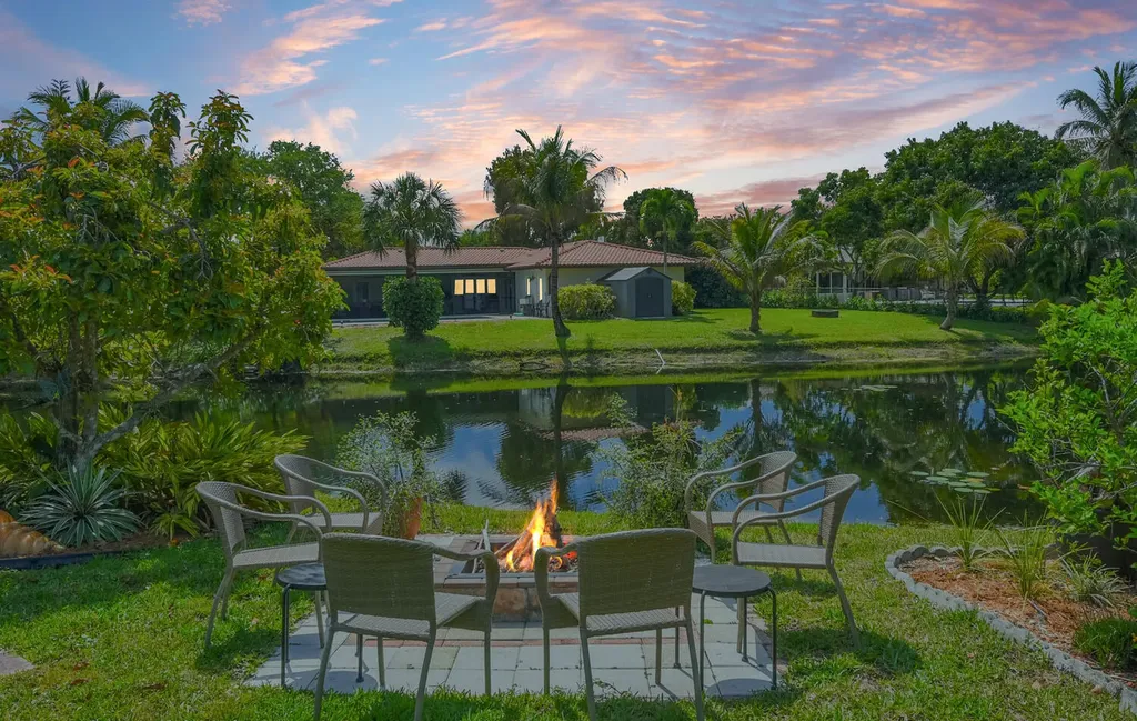 10170 NW 39th Court Coral Springs FL 33065