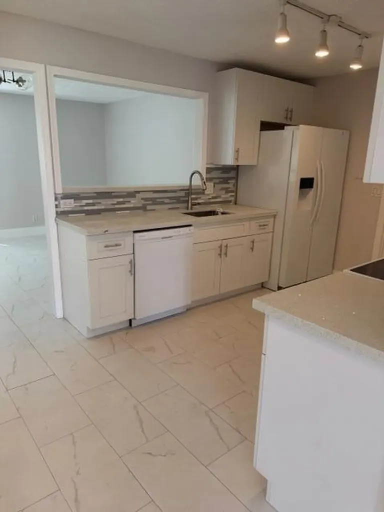 9448 Saddlebrook Drive Boca Raton FL 33496