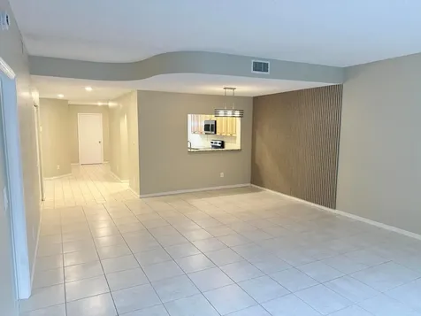 8705 Vía Giula Boca Raton FL 33496