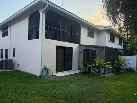 8705 Vía Giula Boca Raton FL 33496