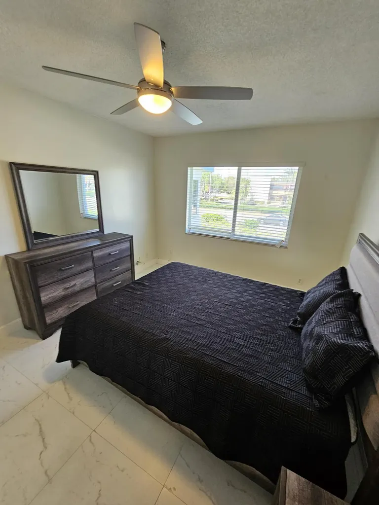 1115 Lake Terrace Boynton Beach FL 33426