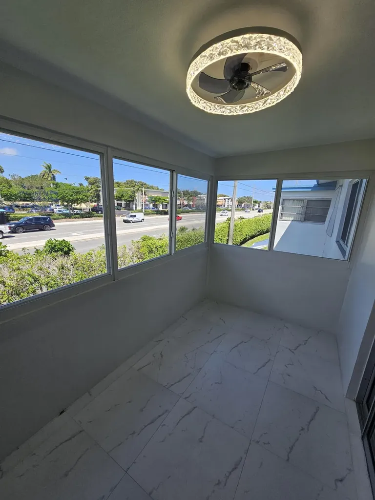 1115 Lake Terrace Boynton Beach FL 33426