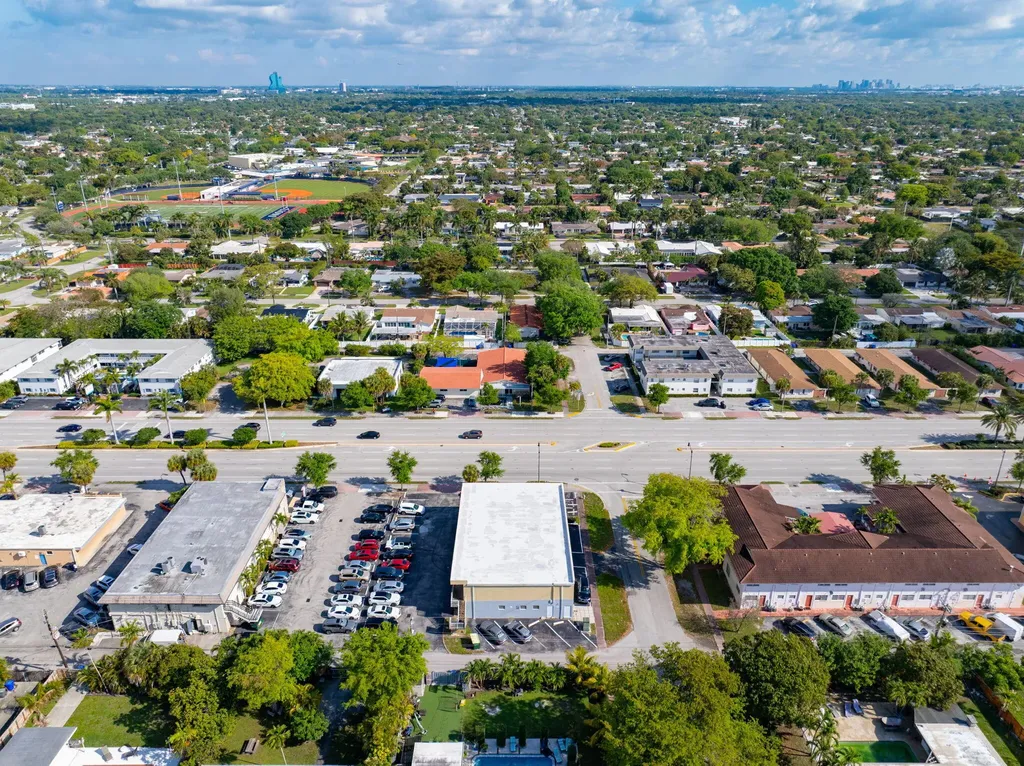 5000 Hollywood Boulevard Hollywood FL