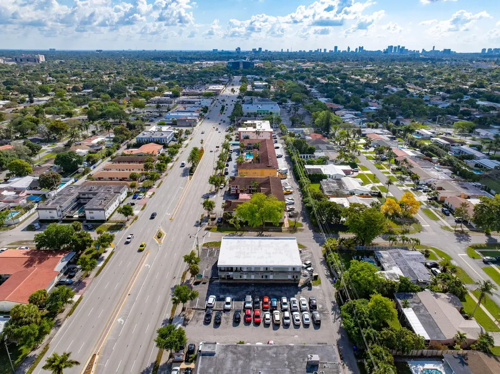 5000 Hollywood Boulevard Hollywood FL