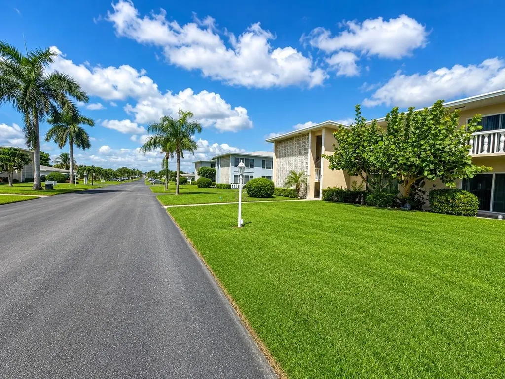 115 S South Boulevard Boynton Beach FL 33435