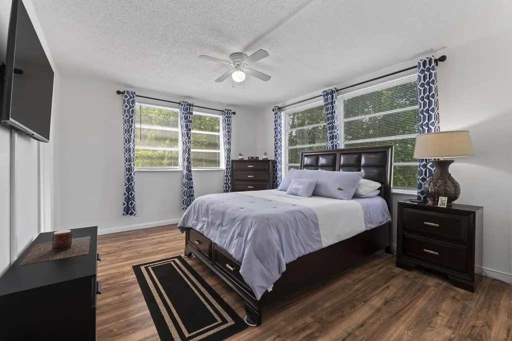 5275 NW 10th Court Plantation FL 33313