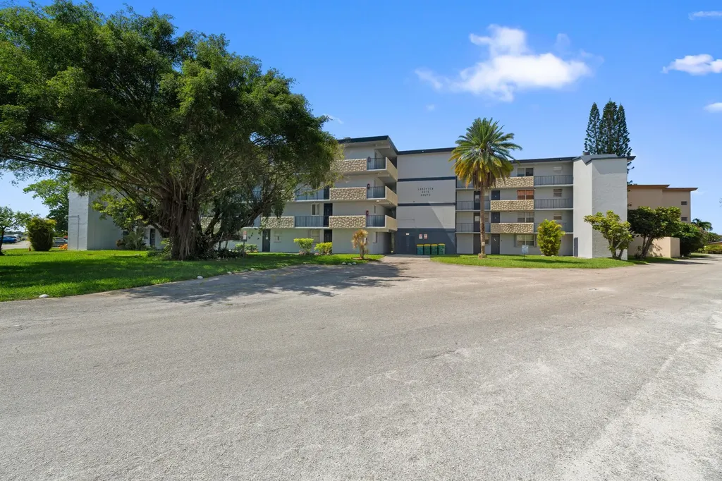 5275 NW 10th Court Plantation FL 33313
