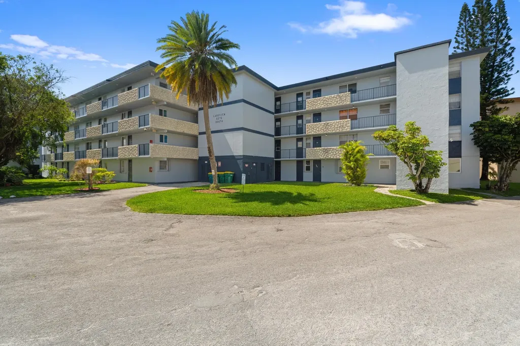5275 NW 10th Court Plantation FL 33313
