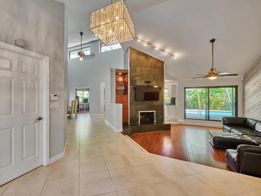 2869 NW 34th Street Boca Raton FL 33434