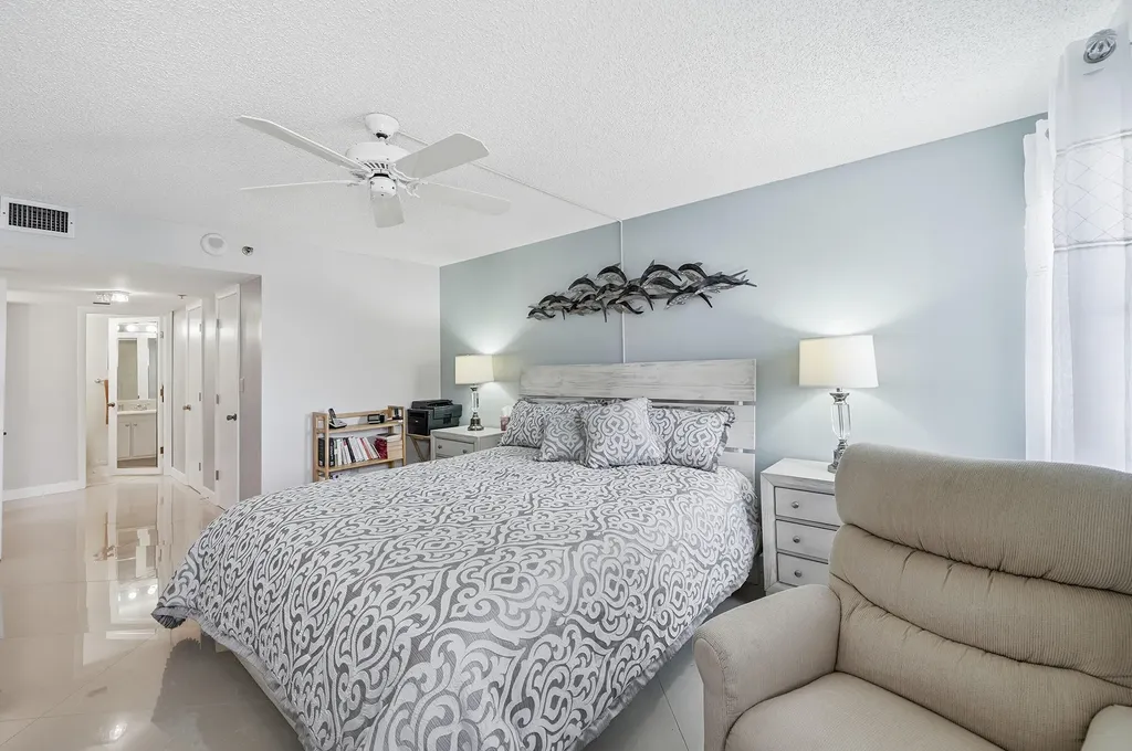 1201 S Ocean Drive Hollywood FL 33019