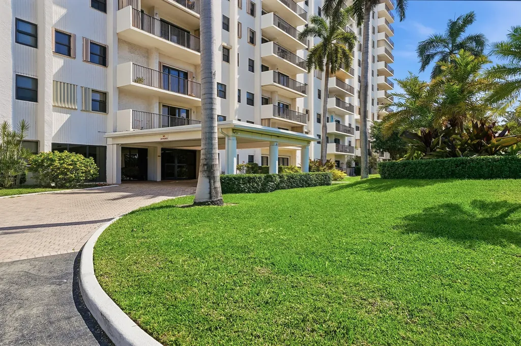 1201 S Ocean Drive Hollywood FL 33019