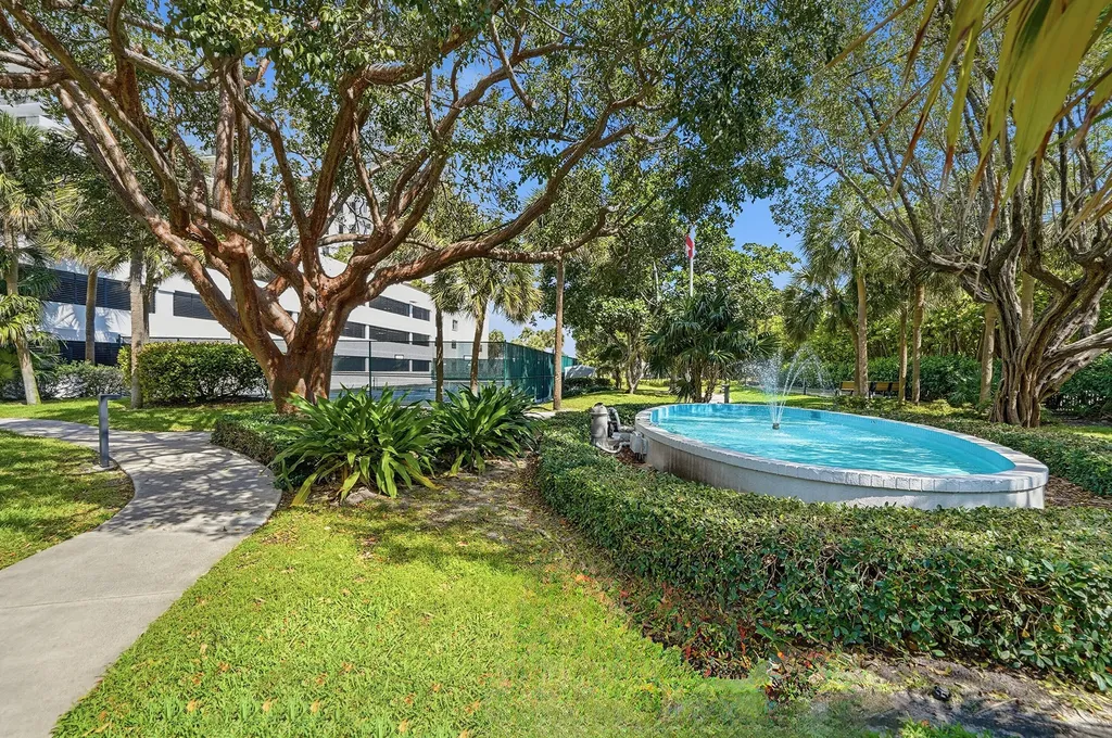 1201 S Ocean Drive Hollywood FL 33019